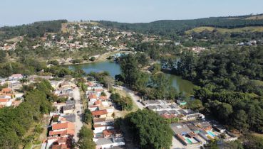 Imóveis em Clube de Campo